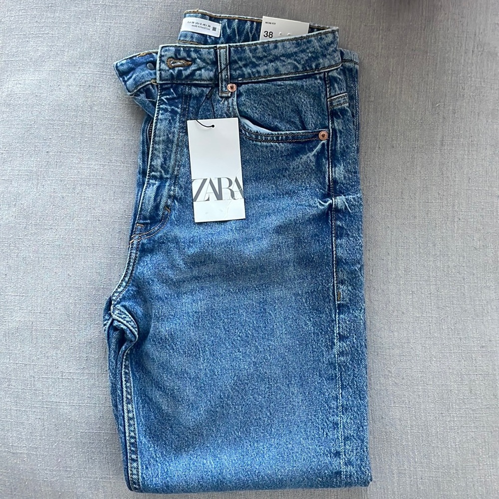 Zara Mom Fit Jeans